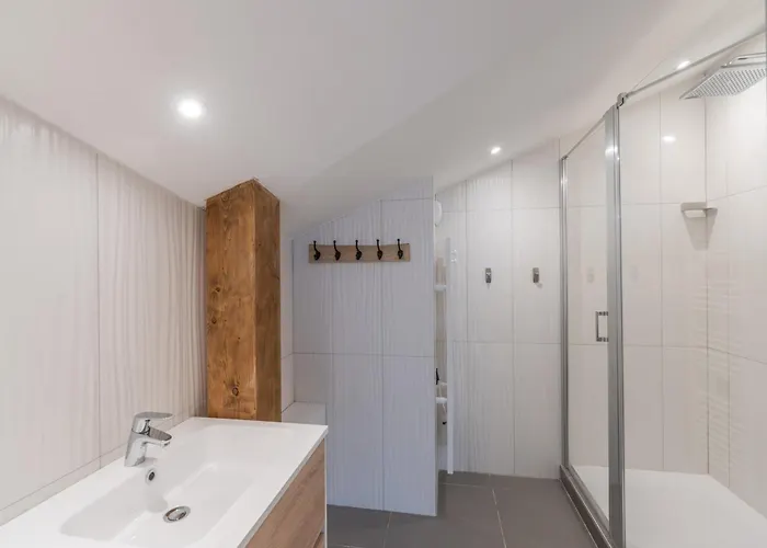 Spacieux A Courchevel, 12-14 Pers., Parking & Ski-in/ski-out - Fr-1-563-116 Lejlighed Courchevel